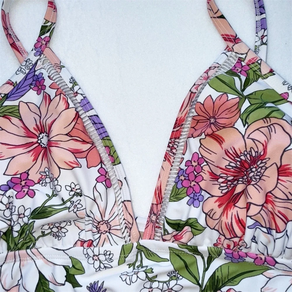 Kona Sol women’s ladder trim One Piece swimsuit multi color floral size LARGE